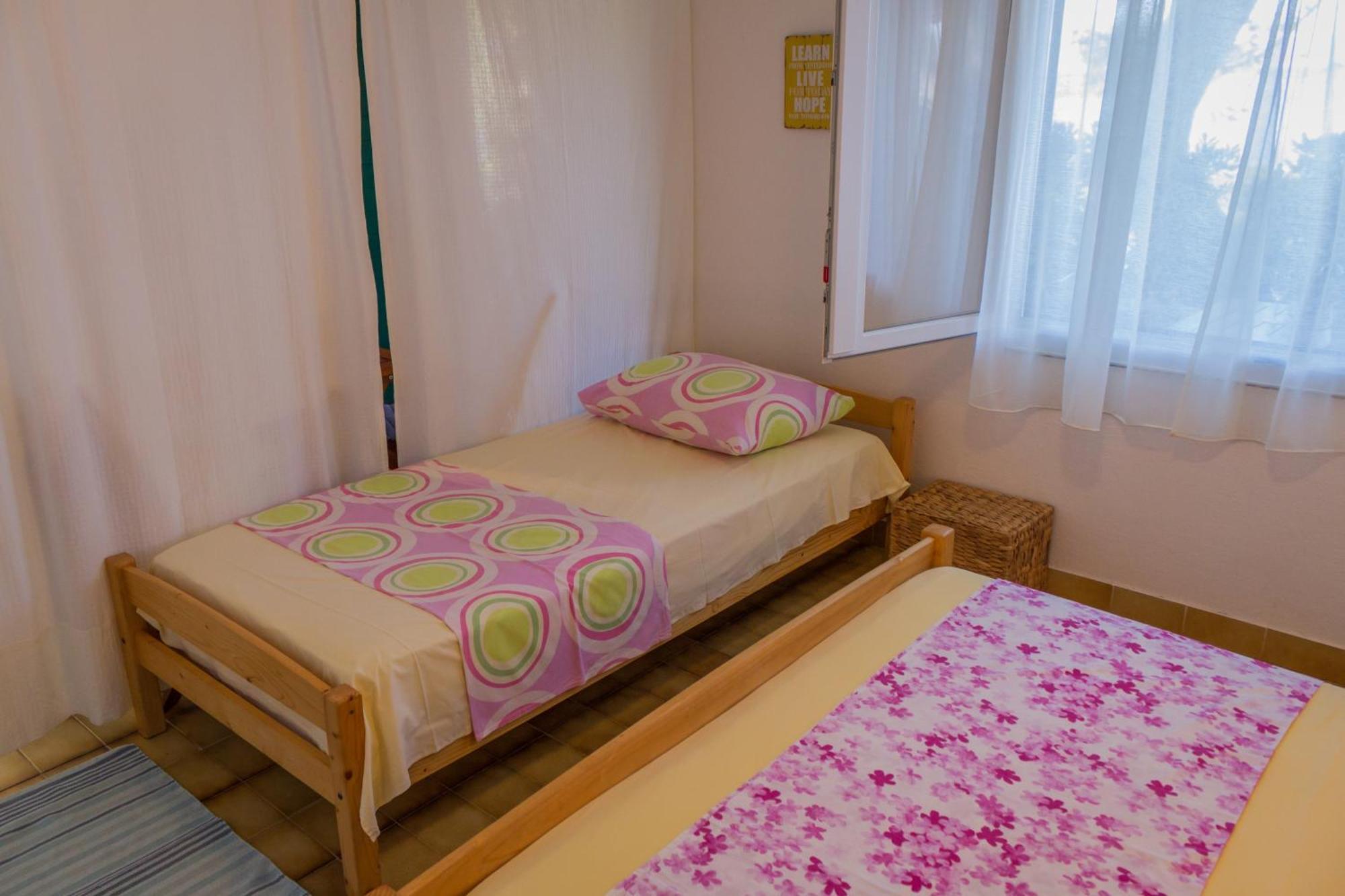 Apartments By The Sea Stomorska, Solta - 5190 Quarto foto